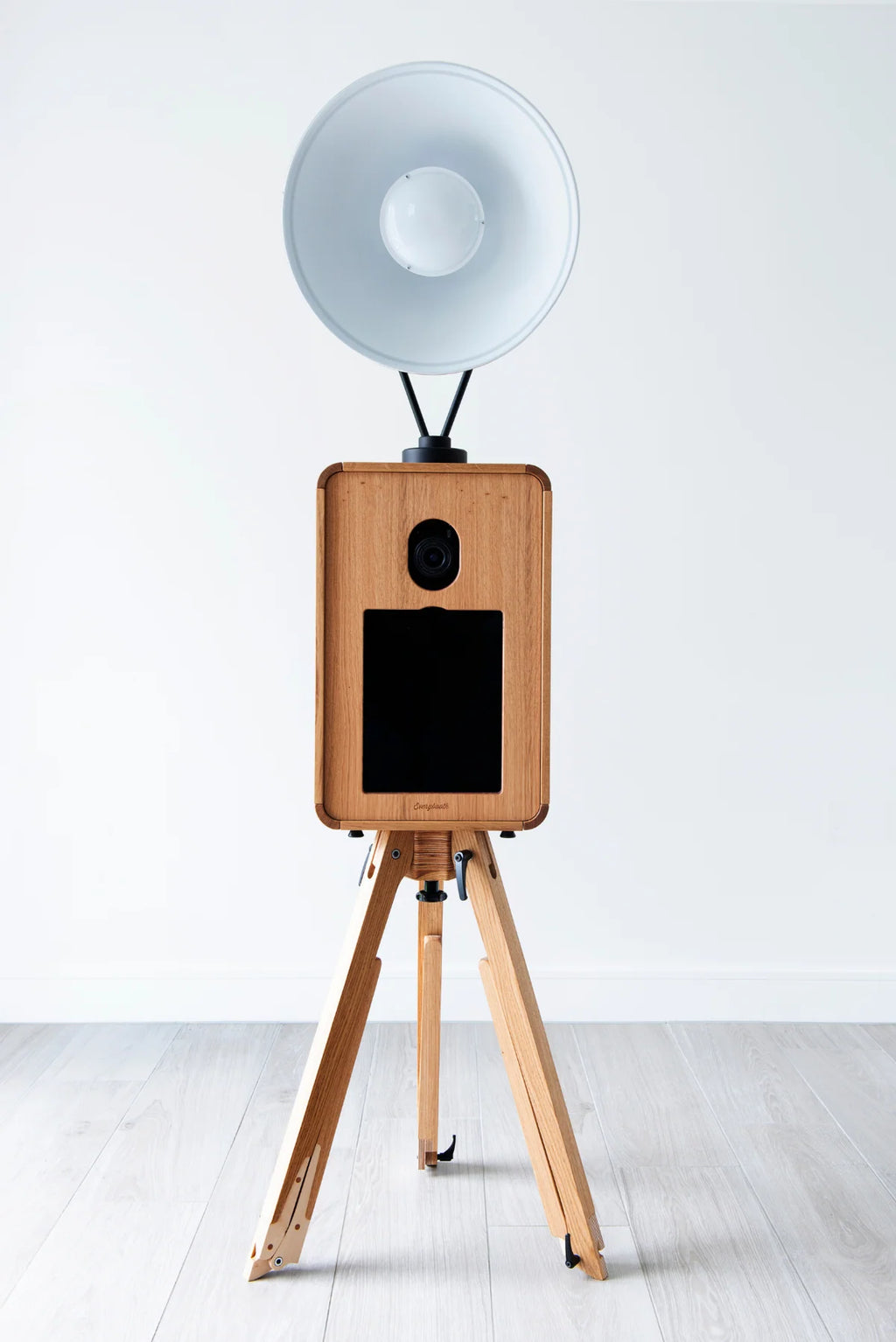 Luxe Wooden Digital Photobooth Hire
